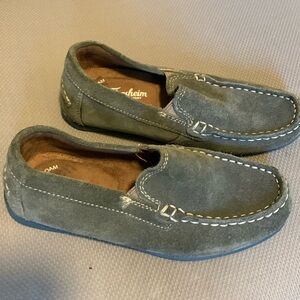 Kids Florsheim blue suede dress moccasins